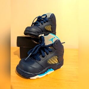 Nike Jordan 5 Retro Sneakers